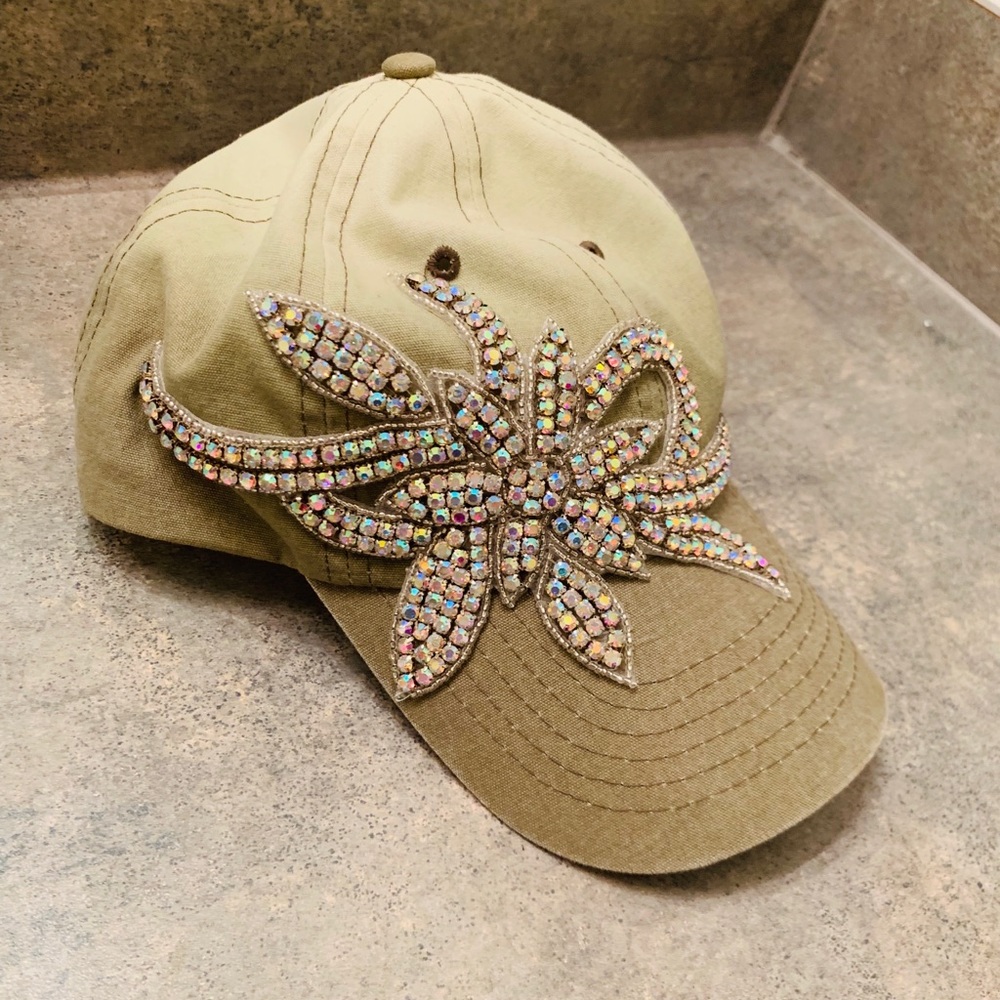 Woman’s hat